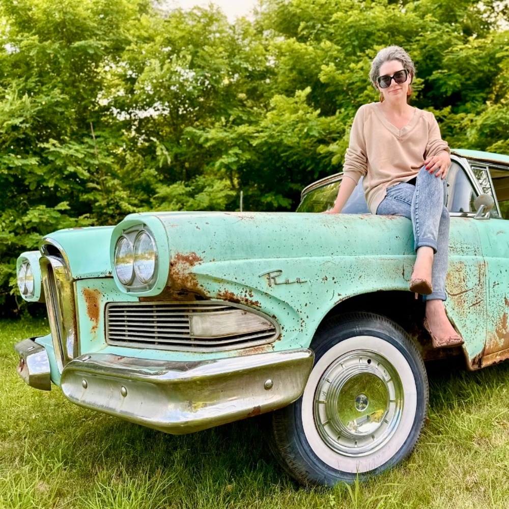 Meet your Posher, Brina